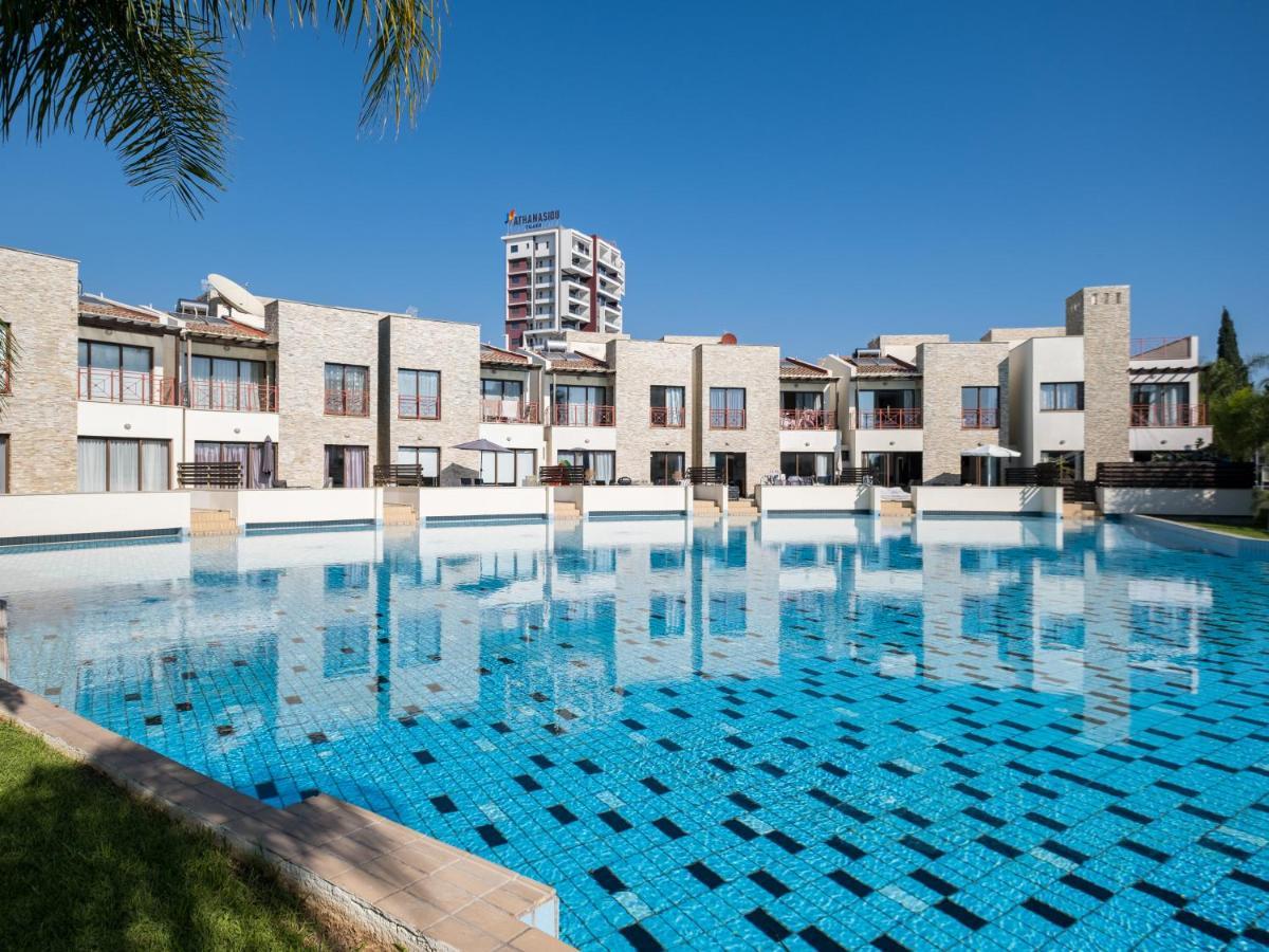 Sanders Aqua Park Resort - Precious 3-Bedroom Holiday Home With Shared Pool Limassol Luaran gambar