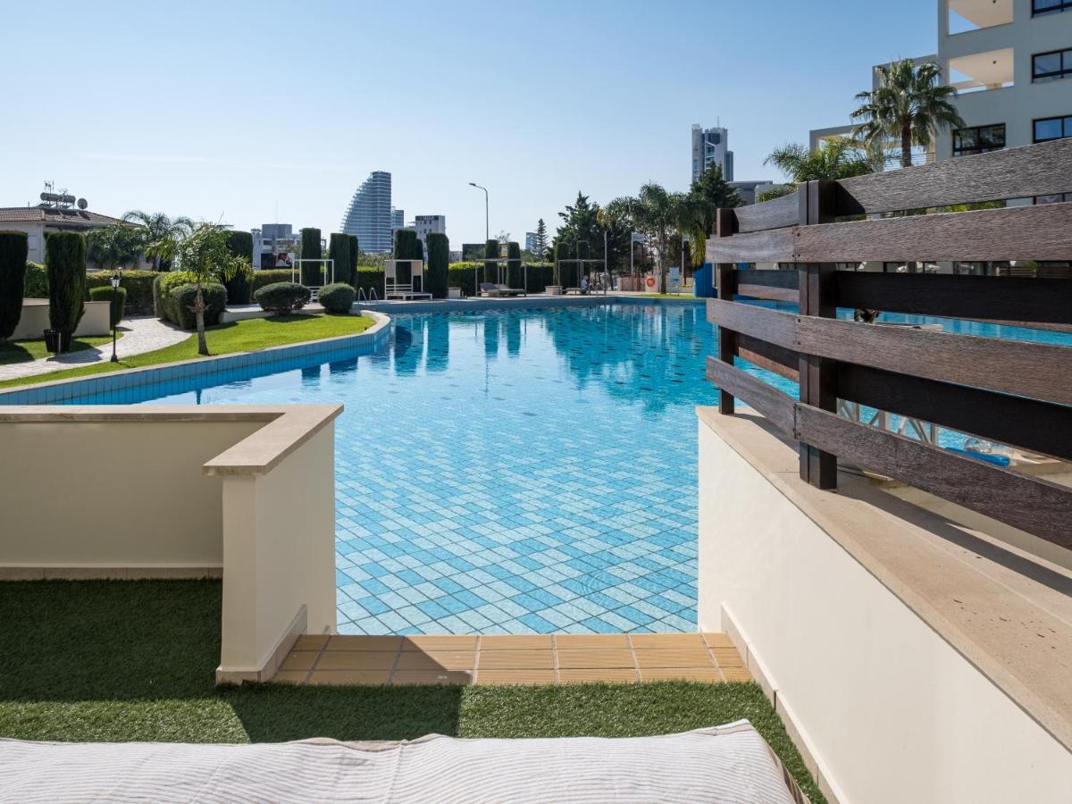 Sanders Aqua Park Resort - Precious 3-Bedroom Holiday Home With Shared Pool Limassol Luaran gambar