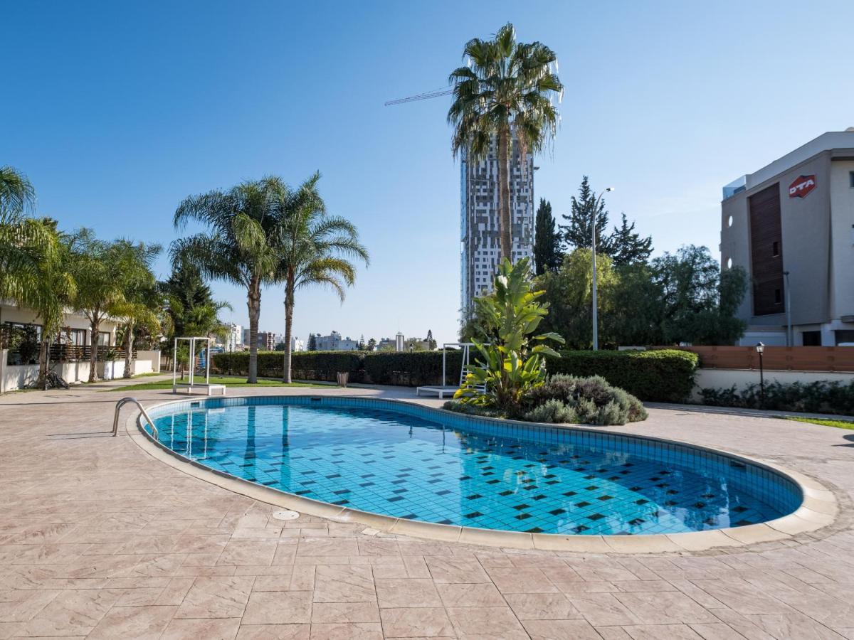 Sanders Aqua Park Resort - Precious 3-Bedroom Holiday Home With Shared Pool Limassol Luaran gambar